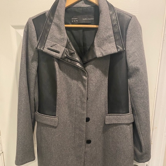 Zara Coat - Picture 1 of 4